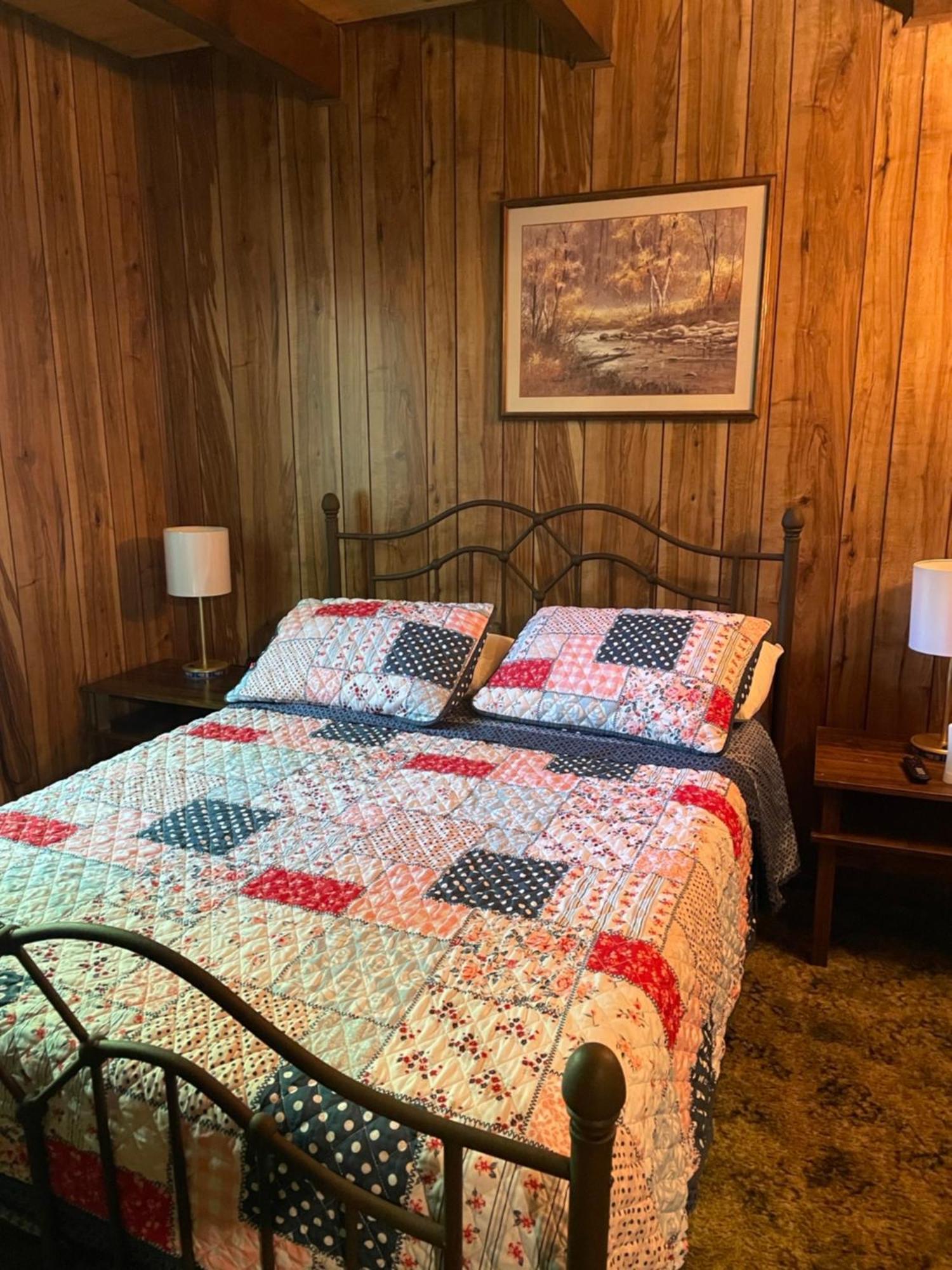 Saw Creek Cabin - Regent Hilltop Bushkill Ngoại thất bức ảnh
