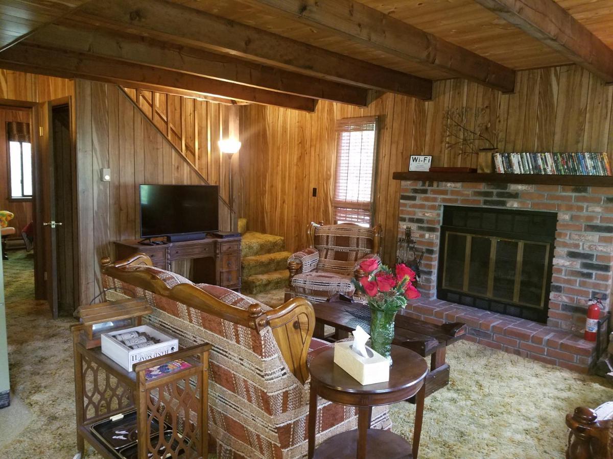 Saw Creek Cabin - Regent Hilltop Bushkill Ngoại thất bức ảnh