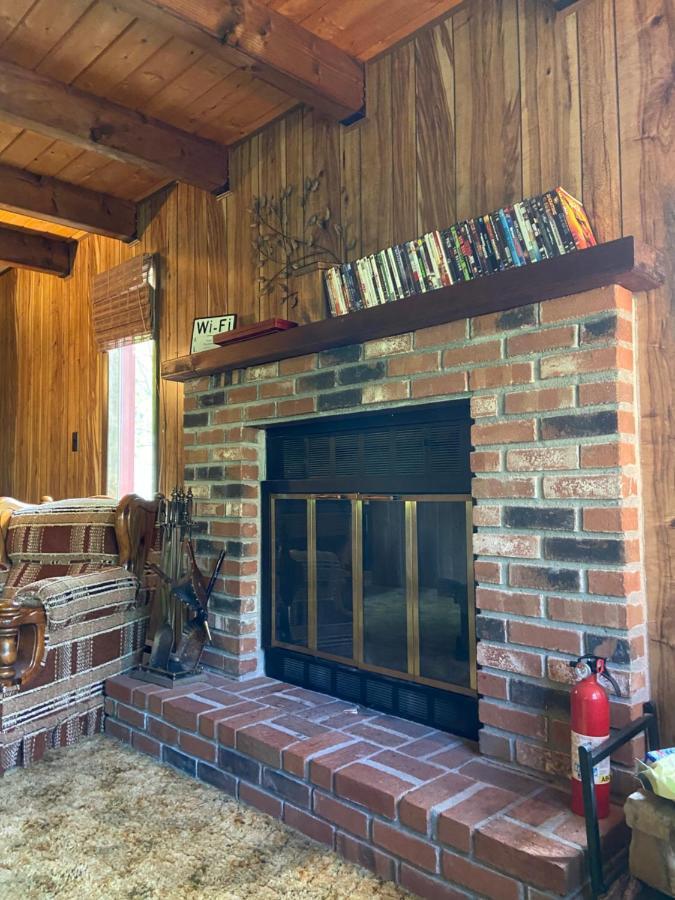 Saw Creek Cabin - Regent Hilltop Bushkill Ngoại thất bức ảnh